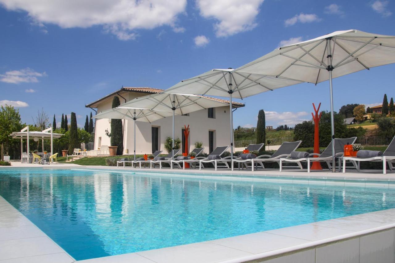 Fontelunga Hotel & Villas Pozzo  Экстерьер фото