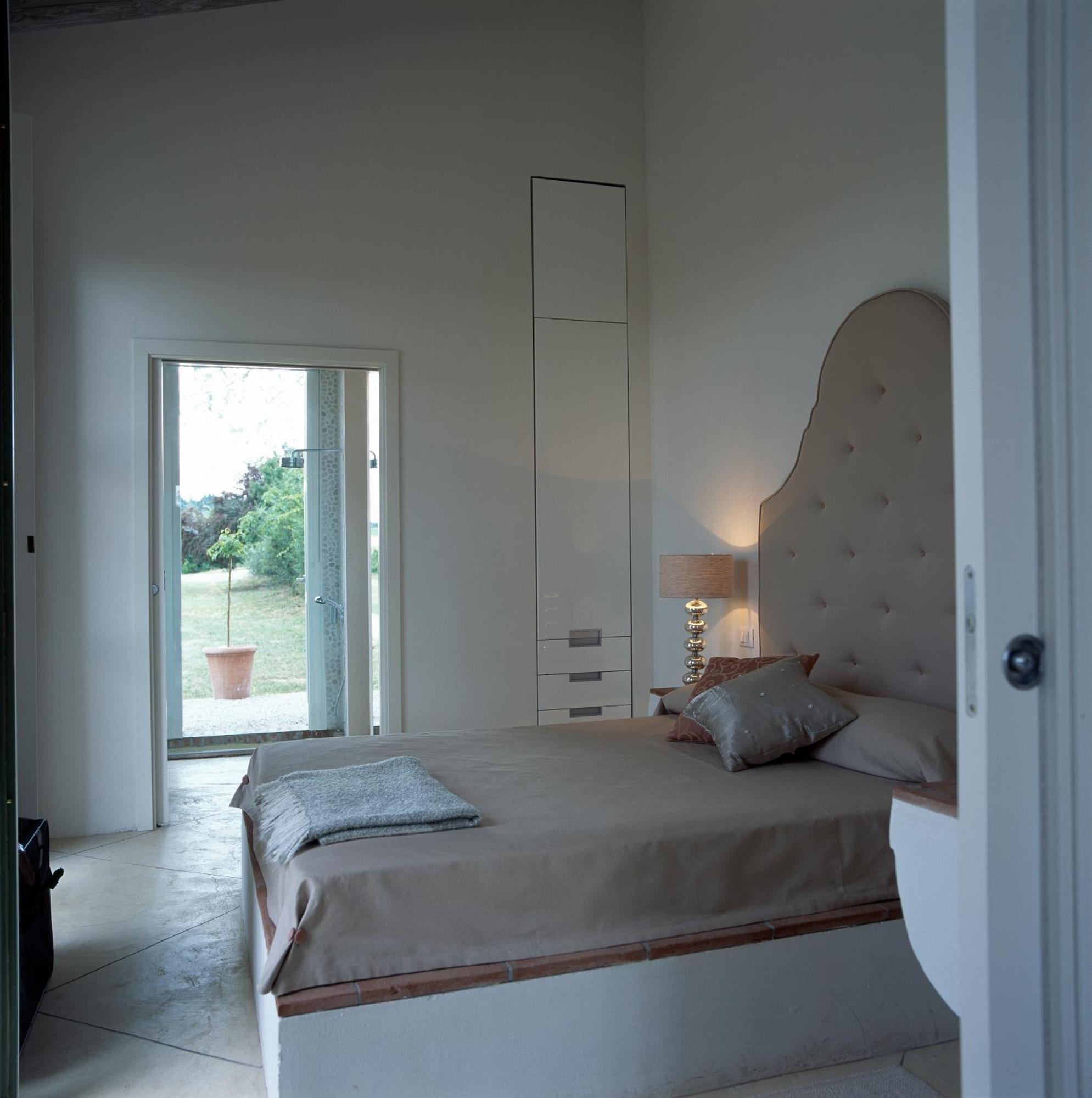 Fontelunga Hotel & Villas Pozzo  Экстерьер фото