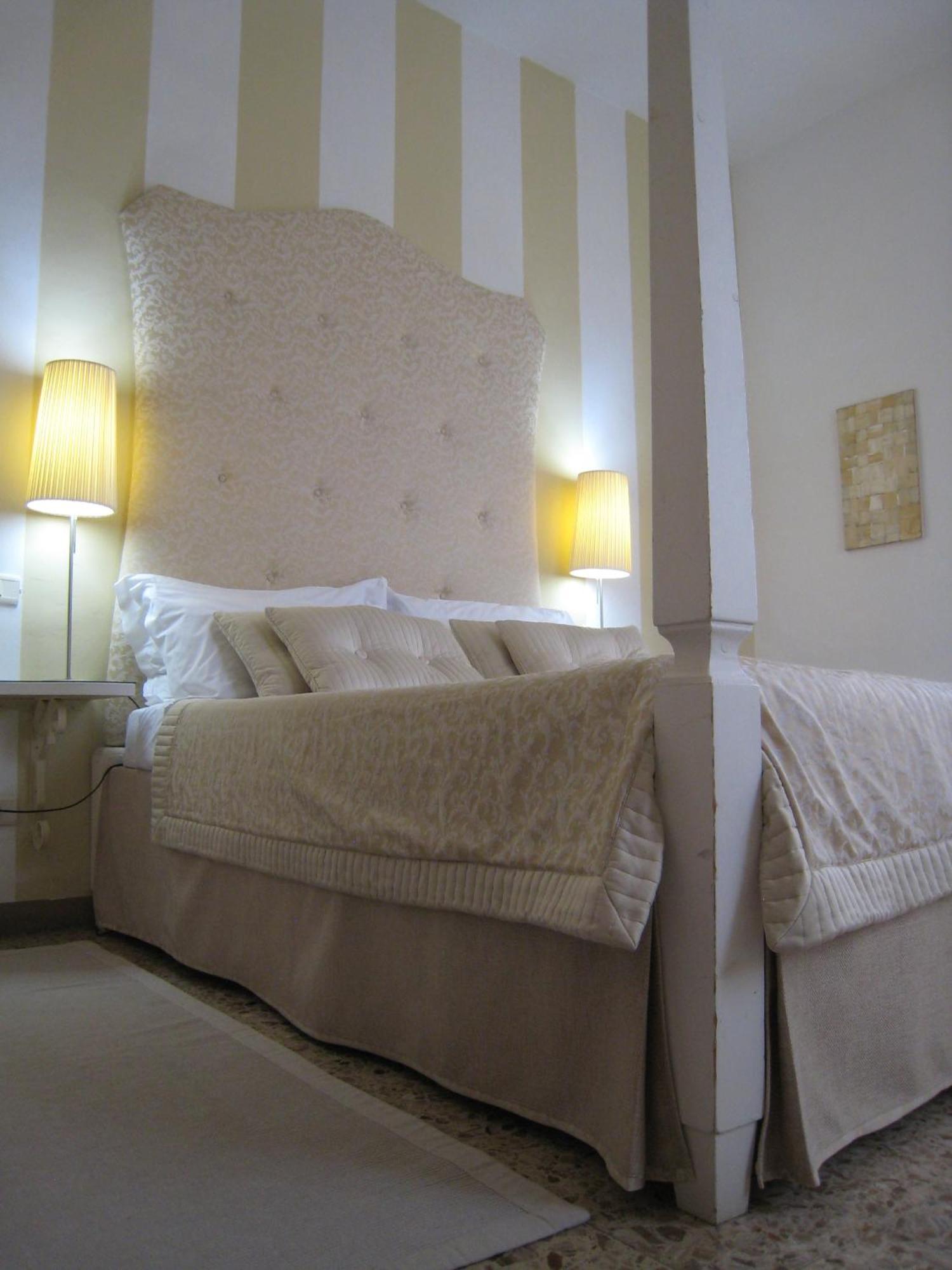 Fontelunga Hotel & Villas Pozzo  Экстерьер фото